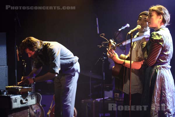 MORIARTY - 2007-03-23 - PARIS - La Maroquinerie - Rosemary Standley - Stephan Zimmerli - Charles Carmignac